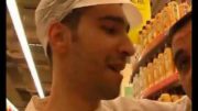 San Precario va a far la spesa
